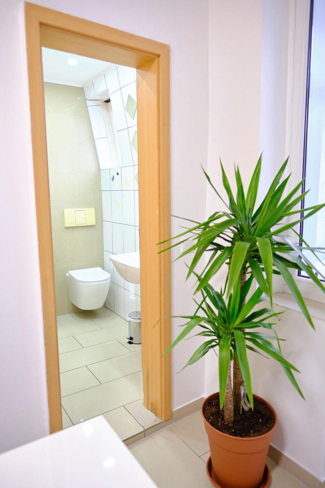 Primetime Suite Fuer 8+Kueche/Wifi Essen Esterno foto