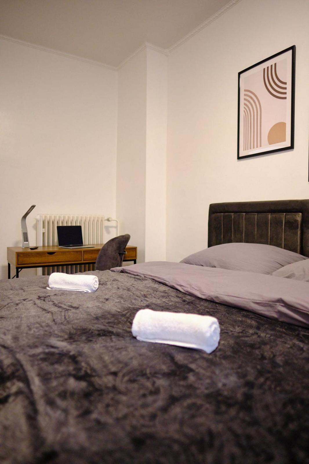 Primetime Suite Fuer 8+Kueche/Wifi Essen Esterno foto